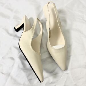 NWOT Cuccoo Minimalist Glam Cream White Slingback Pointy Kitten Heels US 6.5